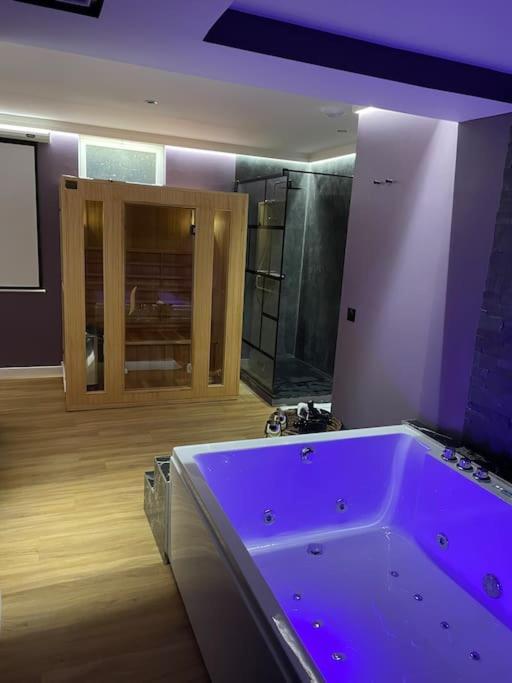 Le Cocon Des Granges - Suite Sauna Jaccuzi Spa Bonnieres-sur-Seine Exterior foto