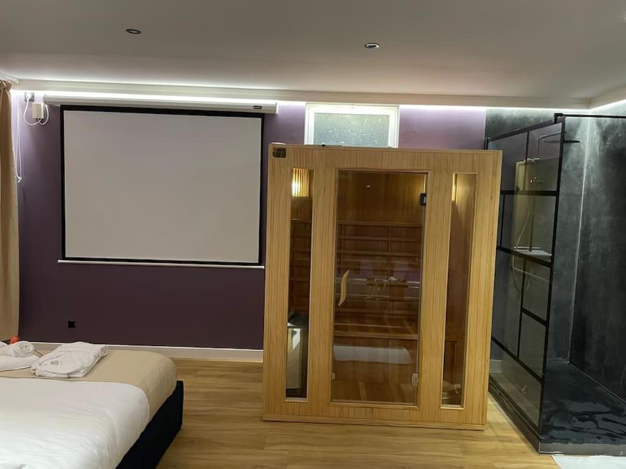 Le Cocon Des Granges - Suite Sauna Jaccuzi Spa Bonnieres-sur-Seine Exterior foto